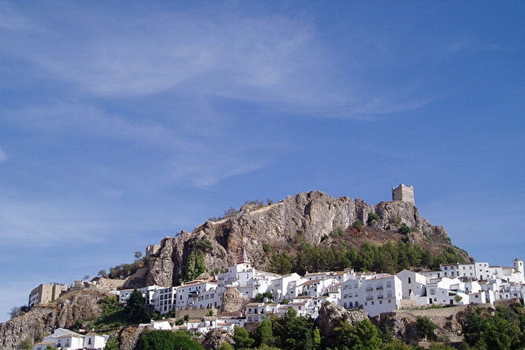 1024px-Alcazaba_and_Town_1-600x400.jpg 1024px-Alcazaba_and_Town_1-600x400.jpg