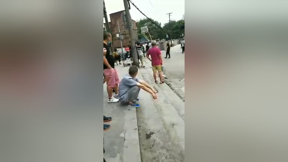 重庆男看病回家 房不见了.png 重庆男看病回家 房不见了.png