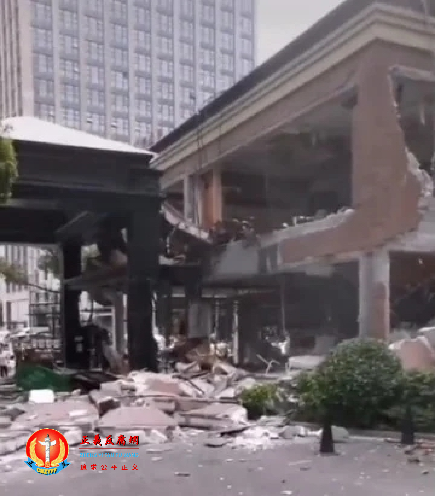 7月31日下午,浙江嘉兴万科海上新园突然发生爆炸,伤亡情况暂时未明。.png 7月31日下午,浙江嘉兴万科海上新园突然发生爆炸,伤亡情况暂时未明。.png