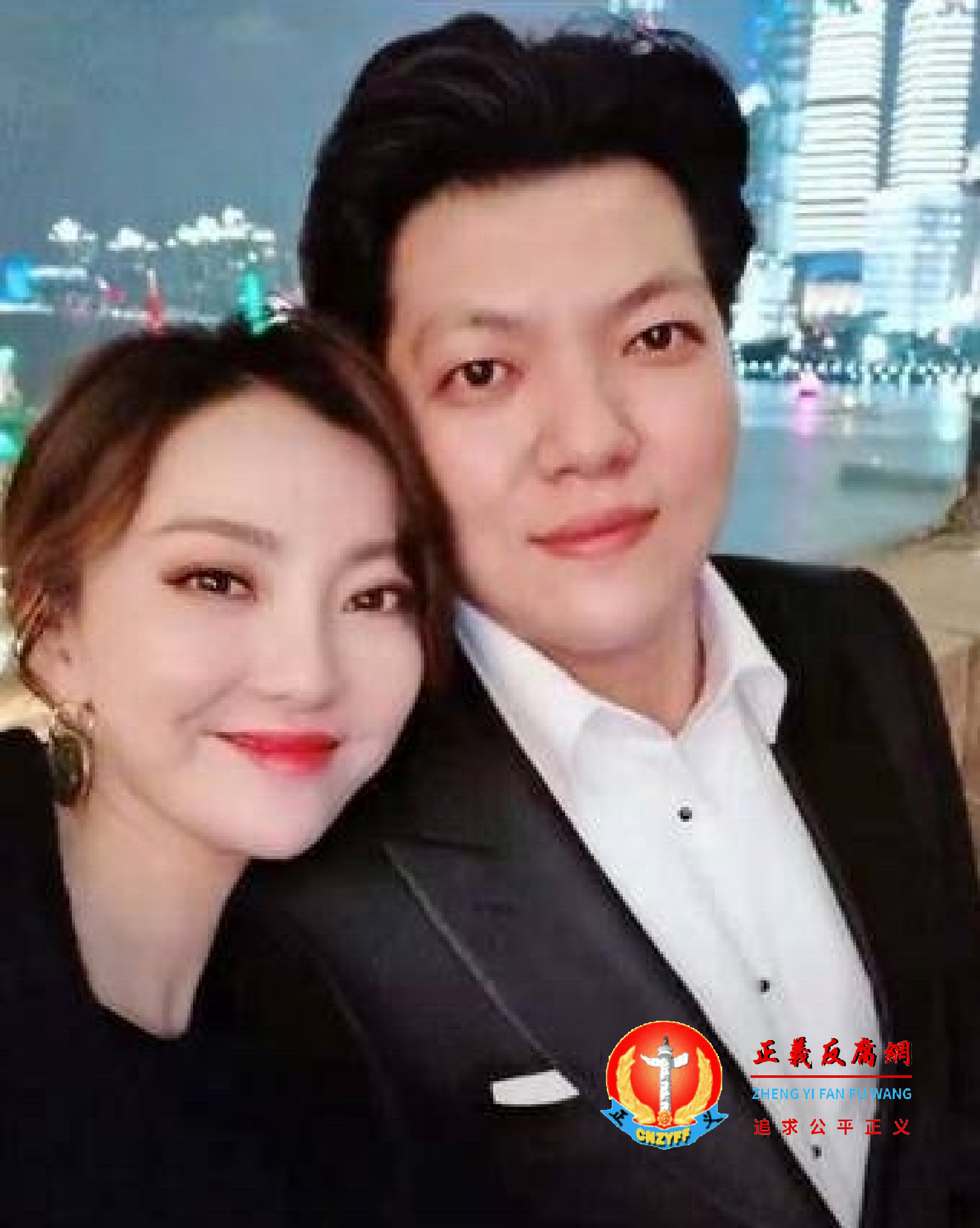 2019年,安徽卫视知名女主持人余声和小学同学魏鹏俩人结婚.png 2019年,安徽卫视知名女主持人余声和小学同学魏鹏俩人结婚.png