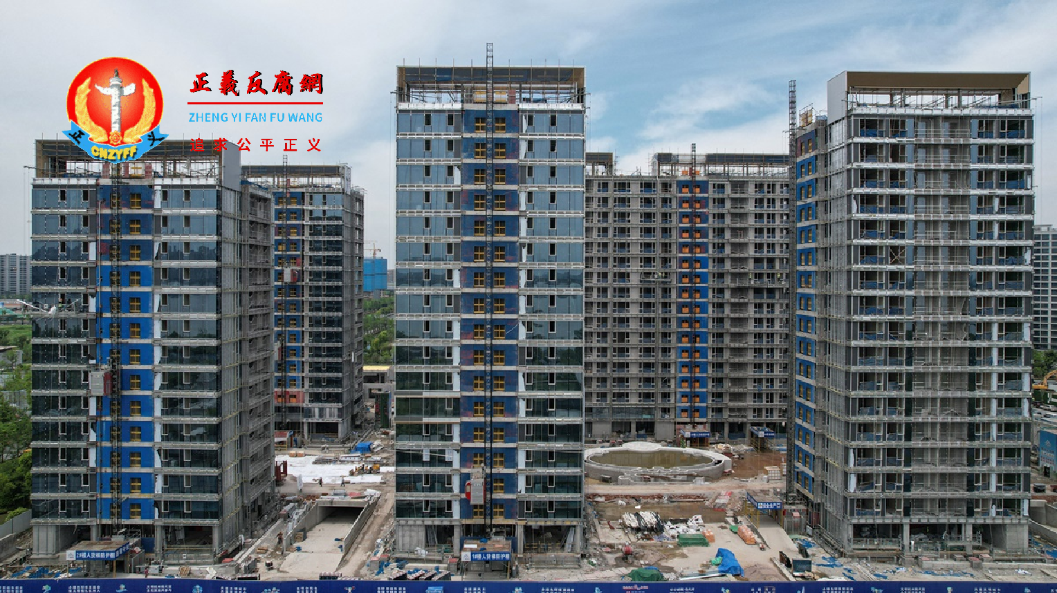 中国房市低迷之际,多地出现“旅游购房”陷阱,不少老人出去旅游,被哄骗贷款买下海景房,背上十年房贷。.png 中国房市低迷之际,多地出现“旅游购房”陷阱,不少老人出去旅游,被哄骗贷款买下海景房,背上十年房贷。.png